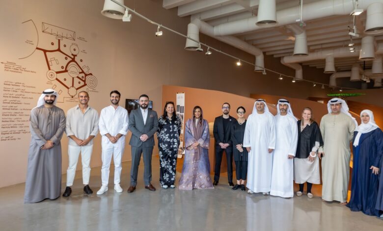 بدور القاسمى تفتتح معرض الفنانين المشاركين في مرجان تنوير 1 2th092j41k81bv9pn