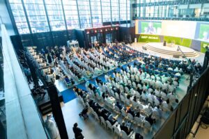 "مهرجان الشارقة لريادة الأعمال" 2025 يضاعف أجندته بـ300 متحدث وأكثر من 60 فعالية لتمكين صناع التغيير حول العالم 3 1 6