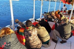 88533 فريق تصوير الطيور المهاجرة