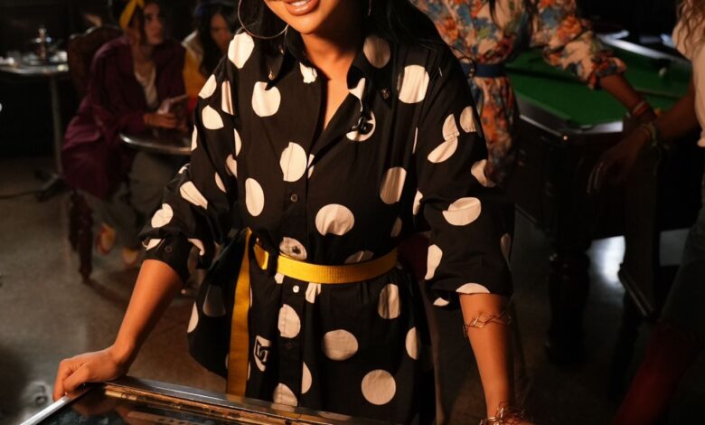 هند سداسي تطلق جديدها الفني monotone و الفيديو كليب يكتسح الترند و شوارع الدار البيضاء 1 WhatsApp Image 2024 12 23 at 13.34.26 b5849153