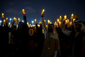 تنظمها "جمعية أصدقاء مرضى السرطان" في "الجامعة الأمريكية بالشارقة" تحت شعار "يستحق الحياة" مسيرة "لنحيا" 3 4 1