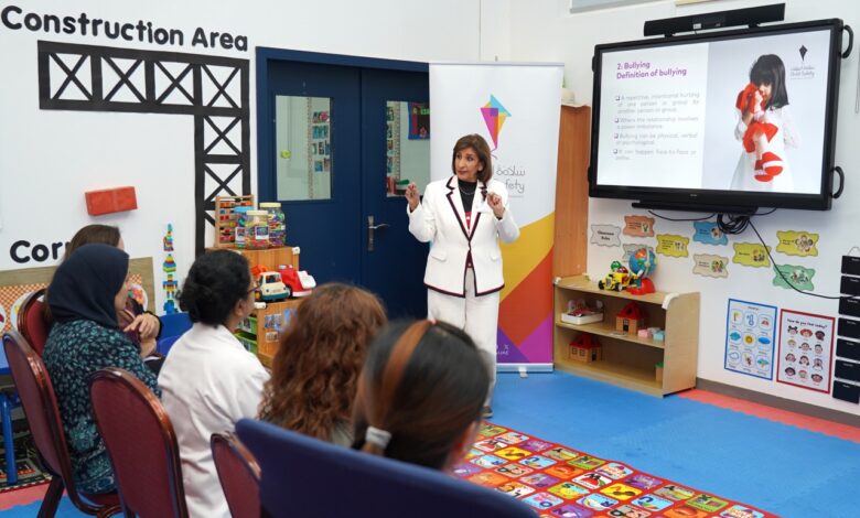 "إدارة سلامة الطفل" تنظم أكثر من 100 برنامج توعوي استهدفت 6200 من الأطفال وأولياء الأمور والمتخصصين في 2024 1 4 1