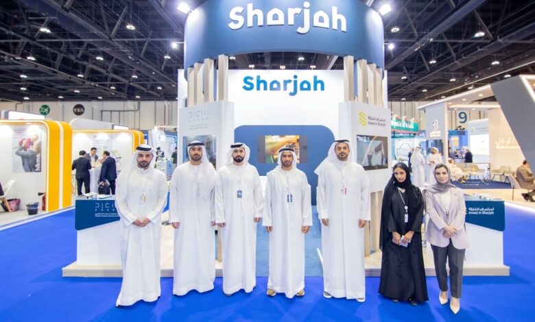مكتب الشارقة للاستثمار الأجنبي يكشف عن فرص استثمارية في التكنولوجيا الزراعية والتعليم الحديث والحلول الذكية بمؤتمر الإستثمار 2025 بأبوظبي 1 1 4