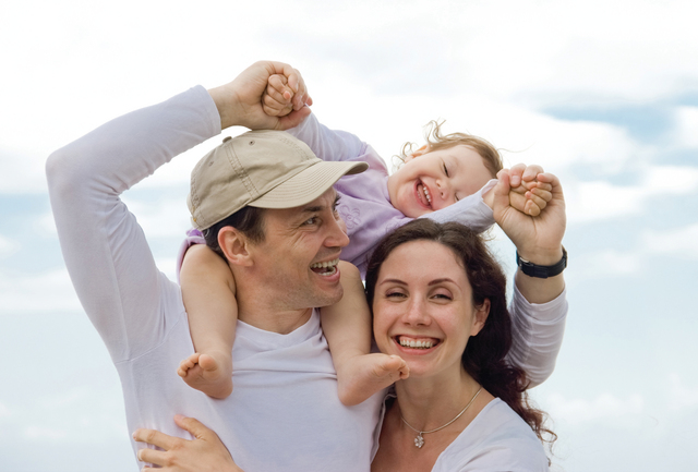 حصري : ابتسامة الزوجة لزوجها هي مفتاح جذب الرجل لوجهها المشرق 1 1421556