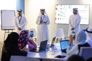 بمشاركة 30 طالباً من 7 دول .. التحدي العالمي للعلاقات العامة يعتمد ثلاثة مشاريع مبتكرة لـ"هوية الشارقة" ضمن"جائزة الشارقة للاتصال الحكومي 2025" 5 3 5