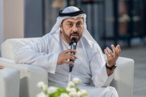 ضمن احتفالات مئة عام على تأسيسها .. "مكتبات الشارقة" تنشد "أغاني البحر والشعر" في واجهة كلباء المائية 3 4 1