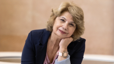 برنامج ثقافي يحتفي بالتراث اليوناني العريق والإبداع المعاصر في "معرض الشارقة الدولي للكتاب" 2025 21 3.Persa Koumoutsi