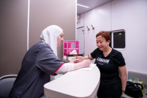 "جمعية أصدقاء مرضى السرطان" تدشن النسخة الثانية من الفعالية المجتمعية في الجادة بالشارقة 3 6