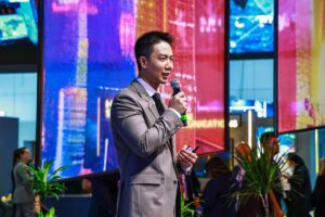 Debo Zhang HONOR GCC GM