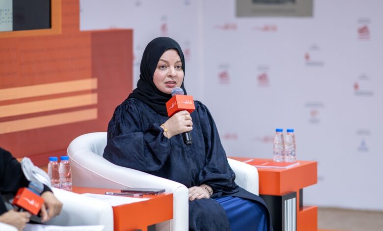 الدولي للكتاب: الإبداع الأسري يصنع جيلاً قادراً على التغيير والتفكير النقدي 1 2 13