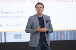 دورة تدريبية للناشرين تنظمها هيئة الشارقة للكتاب بالتعاون مع جامعة نيويورك ومشاركة 161 ناشراً من 18 دولة 4 4