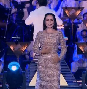 أناقة ملكية والهام فرعوني في افتتاح المتحف المصري الكبير 2 شريهان