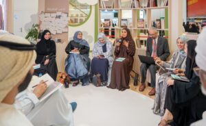 ضمن مشاركتها في "الشارقة للكتاب" 2025 "مكتبات الشارقة" تستضيف "نادي كلمة للقراءة" في نقاش لكتاب "نحو تقشف سعيد" 5 5 23