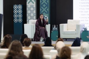 نظمه "مجلس سيدات أعمال الشارقة" تحت شعار "تمكين التواصل، تعزيز التأثير، وبناء المستقبل""منتدى مجالس سيدات الأعمال" 2025 يضع خارطة الطريق للاقتصاد الدائري في الإمارات 3 9 12