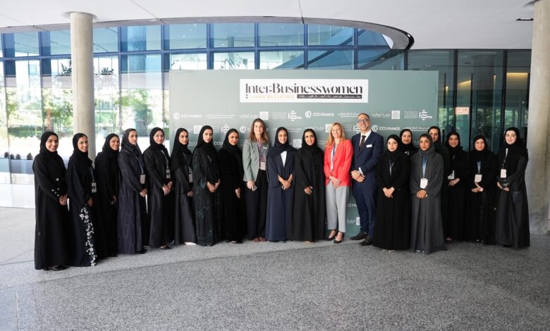 نظمه "مجلس سيدات أعمال الشارقة" تحت شعار "تمكين التواصل، تعزيز التأثير، وبناء المستقبل""منتدى مجالس سيدات الأعمال" 2025 يضع خارطة الطريق للاقتصاد الدائري في الإمارات 1 سيدات اعمال 1