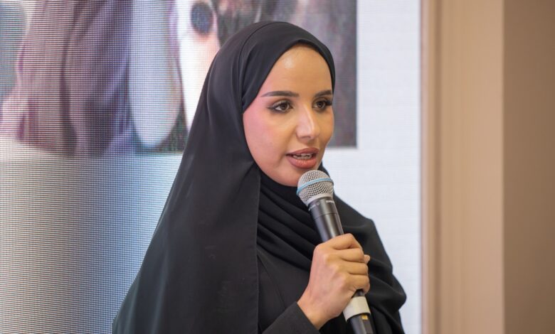 ضمن مشاركتها في "الشارقة للكتاب" 2025 "مكتبات الشارقة" تستضيف "نادي كلمة للقراءة" في نقاش لكتاب "نحو تقشف سعيد" 1 مكتبات