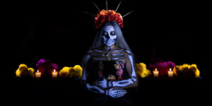 "اكسبوجر" يحتفي بأثينا ضيفَ شرف في دورته العاشرة بـ140 عملاً فنياً 2 8 2