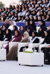 جواهر القاسمي تشهد حفل "من هنا البداية" 3 fmx09nfy1k91o7apn