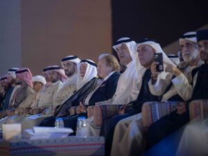 سلطان القاسمي يشهد انطلاق فعاليات الدورة التاسعة من مهرجان الشارقة للمسرح الصحراوي 3 ilv09ntu1k902gqpd