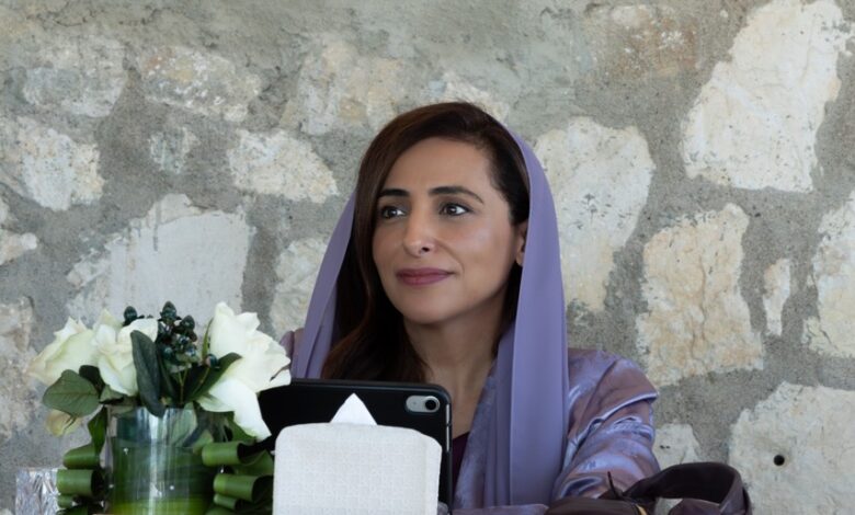 بدور القاسمي تترأس اجتماع مجلس أمناء "كلمات" وتضع خارطة توسّع العمل الإنساني والمعرفي لعام 2026 1 بدور القاسمى