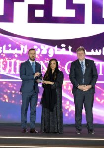 لقاء خريجي الجامعة الأميركية في الشارقة يجمع أكثر من 900 خريجًا في أمسية تحتفي بالتضامن والتمكين والأثر 12 10 5