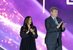 لقاء خريجي الجامعة الأميركية في الشارقة يجمع أكثر من 900 خريجًا في أمسية تحتفي بالتضامن والتمكين والأثر 4 7 2