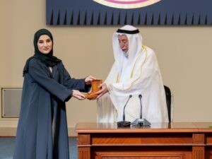 حاكم الشارقة يكرّم الفائزين بجائزة القوافي 2025 2 ts3006i71ka16rxpd