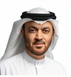 سعادة الدكتور خالد عمر المدفع، رئيس مجلس إدارة نادي الثقة للمعاقين