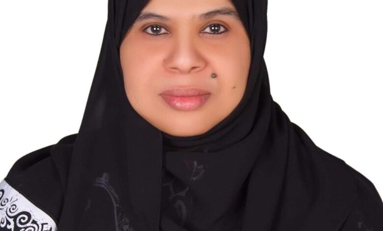 3 أمينة ثاني الجلاف الحاصلة على الجائزة الاستثنائية للبصمة الرياضية من مؤسسة الشارقة لرياضة المرأة