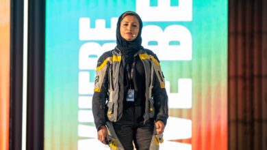 فاطمة اللوغاني، أول إماراتية تقود دراجة نارية