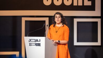 استعرضت تجربتها في معرض "نساء بلا أرض".. المصورة كيانا هايري لجمهور "اكسبوجر 2026": الروح الأفغانية تجد النور دائماً رغم العتمة 68 كيانا هاري