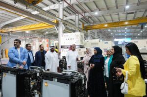 جمعية الصحفيين الاماراتية تقوم بزيارة "مجموعة باور سليوشن " لمولدات الطاقة في الشارقة الحرة وتؤكد علي دعم مسيرة الصناعة الوطنية 2 WhatsApp Image 2026 04 09 at 8.01.22 AM